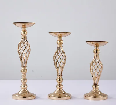 Bougeoir doré ajouré, lot de 3