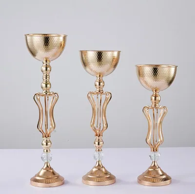 Coupe dorée sur pied, lot de 3