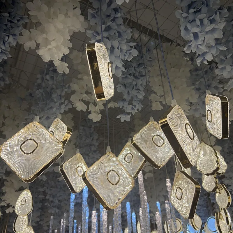 Square chandelier with in square, 10 lights