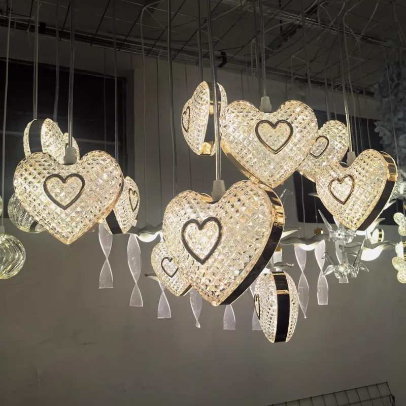 Chandelier with chic heart gold, 10 lights