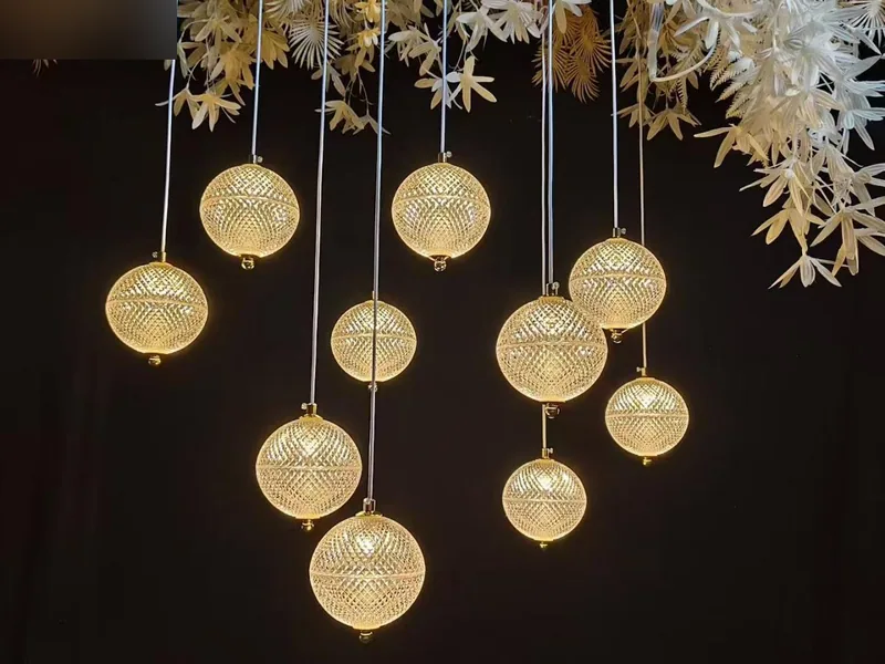 Chandelier with diamond check sphere, 10 lights