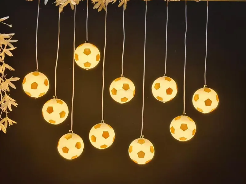 Chandelier with version b ballon gold, 10 lights