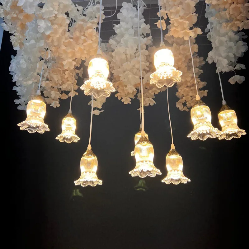 Chandelier with version b bell flower, 10 lights