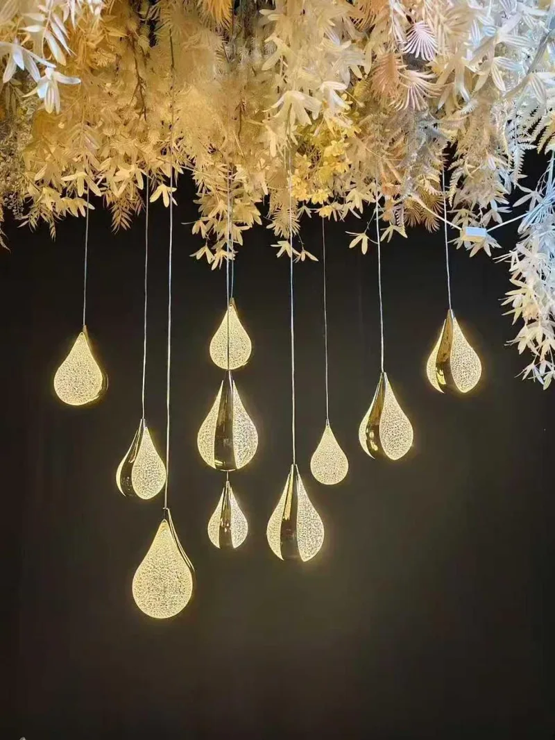Chandelier with version c drop ball, 10 lights